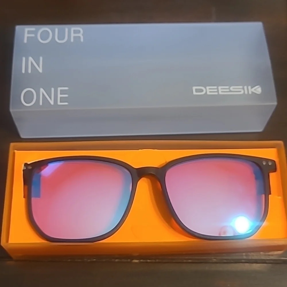 DEESIK Four in One Glasses - Picture 1 of 4